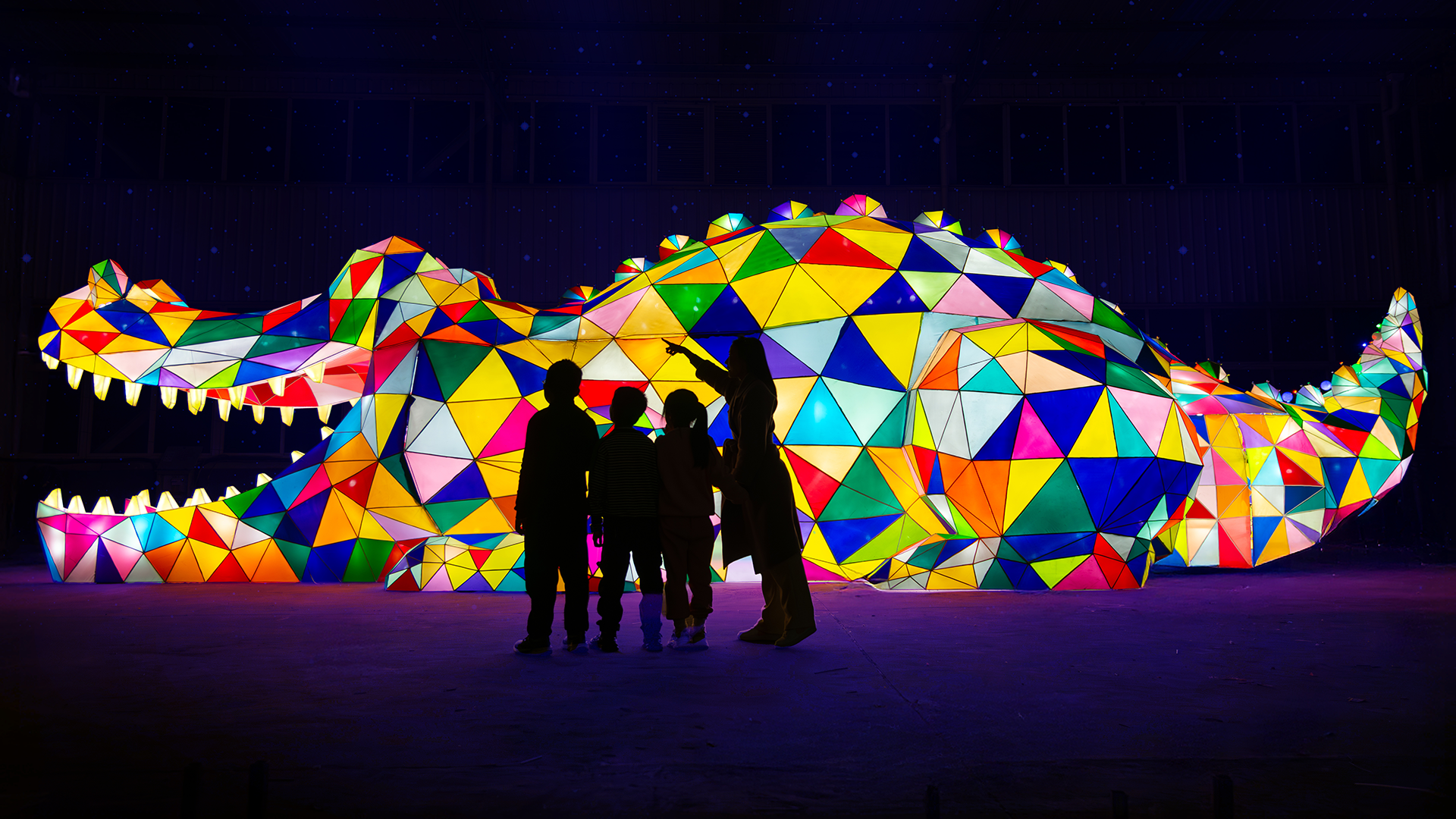 GLOW - SYDNEY ZOO